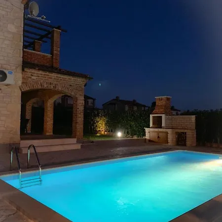 Stella Villa